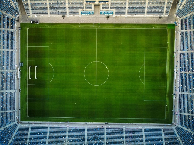 images/pitch_football_2d.jpg